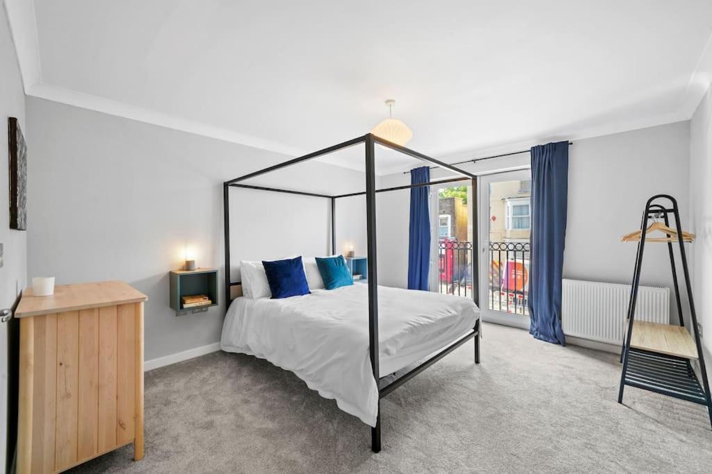 Modern Apartment Near Old Town With Parking マーゲイト エクステリア 写真