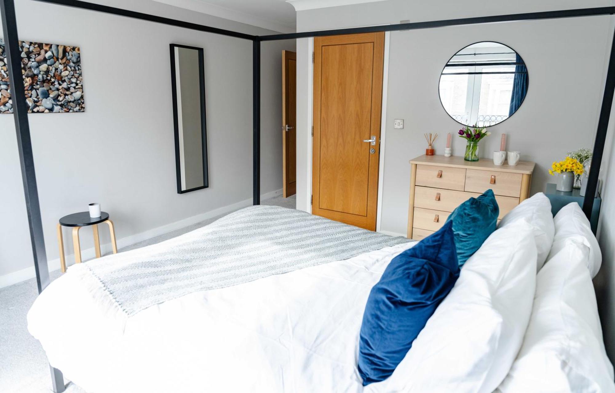 Modern Apartment Near Old Town With Parking マーゲイト エクステリア 写真