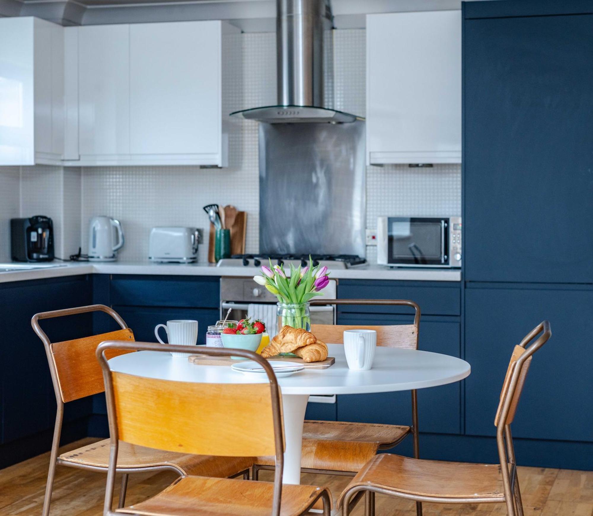 Modern Apartment Near Old Town With Parking マーゲイト エクステリア 写真
